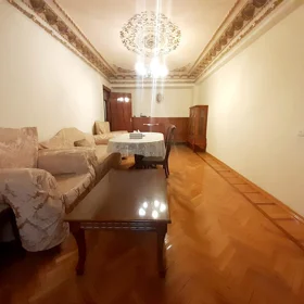 In Baku 90.0 m² apartment is for sale - Image 3