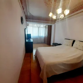 In Baku 90.0 m² apartment is for sale - Image 7