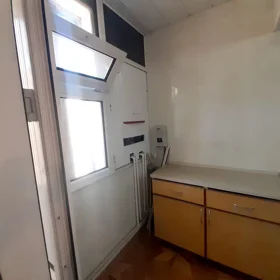 In Baku 90.0 m² apartment is for sale - Image 8
