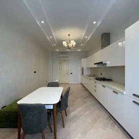 In Baku 136.0 m² apartment is for sale - Image 2