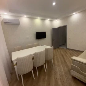 In Baku 70.0 m² apartment is for rent - Image 4