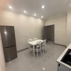 In Baku 70.0 m² apartment is for rent - Image 10