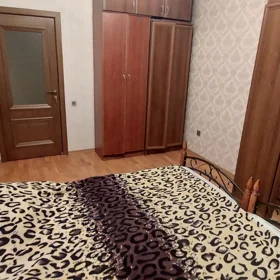 In Səbail rayonu 75.0 m² apartment is for rent - Image 2