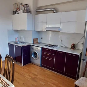 In Səbail rayonu 75.0 m² apartment is for rent - Image 3
