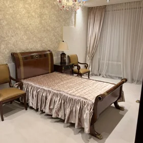 In Baku 200.0 m² apartment is for rent - Image 7
