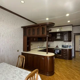In Baku 240.0 m² apartment is for rent - Image 7