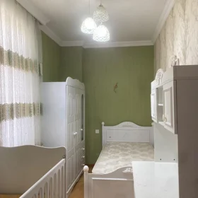 In Baku 90.0 m² apartment is for rent - Image 8