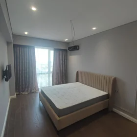 In Baku 129.0 m² apartment is for rent - Image 7