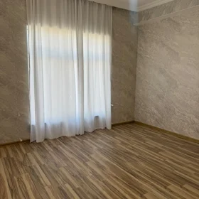 In nan 140.0 m² house with 4.0 rooms is for sale - Image 6