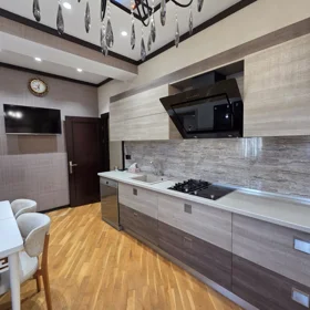 In Baku 136.0 m² apartment is for rent - Image 6