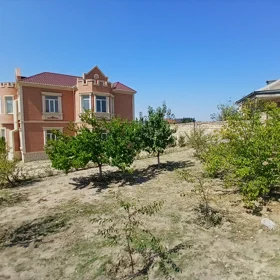 In nan 350.0 m² house with 7.0 rooms is for sale - Image 6