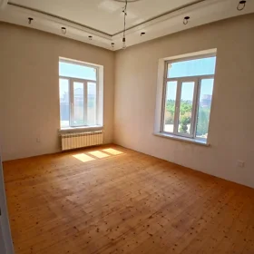 In nan 350.0 m² house with 7.0 rooms is for sale - Image 9