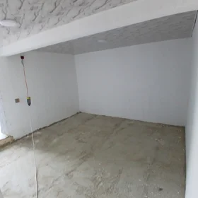 In nan 175.0 m² house with 5.0 rooms is for sale - Image 2