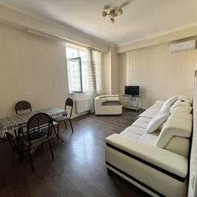 In Baku 70.0 m² apartment is for rent - Image 3