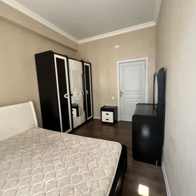 In Baku 70.0 m² apartment is for rent - Image 5