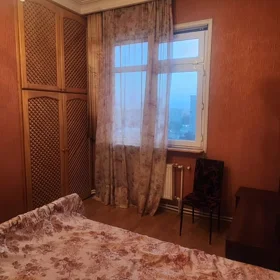 In Baku 70.0 m² apartment is for rent - Image 5