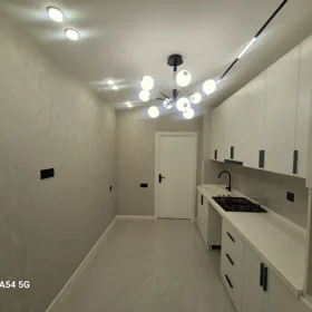 In Baku 103.0 m² apartment is for sale - Image 9