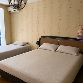 In Baku 90.0 m² apartment is for sale - Image 4