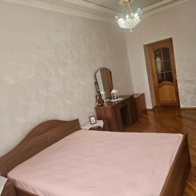 In Baku 60.0 m² apartment is for rent - Image 4