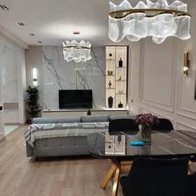 In Baku 110.0 m² apartment is for rent - Image 2