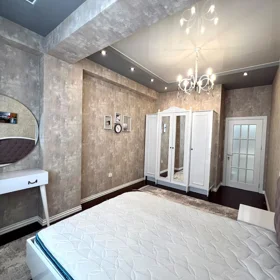 In Baku 120.0 m² apartment is for rent - Image 9