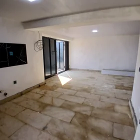 In nan 150.0 m² house with 5.0 rooms is for sale - Image 6