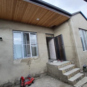 In nan 65.0 m² house with 3.0 rooms is for sale - Image 3