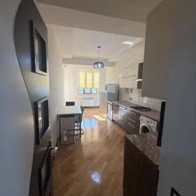 In Baku 130.0 m² apartment is for rent - Image 5