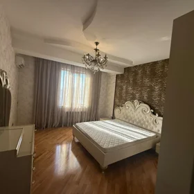 In Baku 130.0 m² apartment is for rent - Image 8