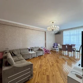 In Baku 86.0 m² apartment is for sale - Image 5