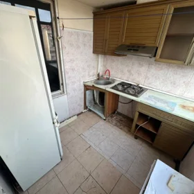 In Baku 50.0 m² apartment is for sale - Image 4