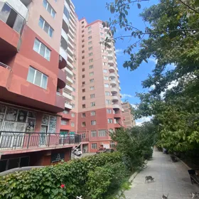 In Baku 65.0 m² apartment is for sale - Image 3