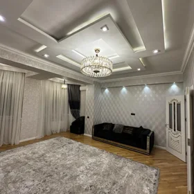 In Baku 124.0 m² apartment is for sale - Image 4