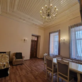 In Baku 60.0 m² apartment is for rent - Image 3