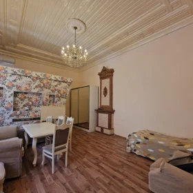 In Baku 60.0 m² apartment is for rent - Image 4