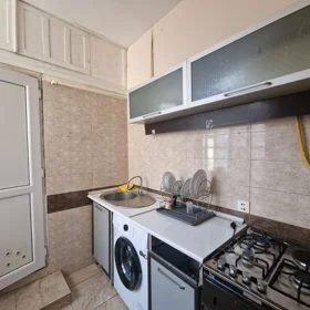 In Baku 60.0 m² apartment is for rent - Image 7