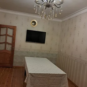 In Baku 80.0 m² apartment is for rent - Image 3