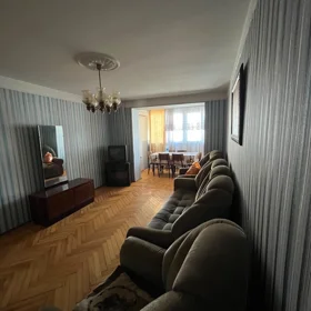 In Baku 75.0 m² apartment is for rent - Image 3