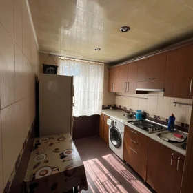 In Baku 75.0 m² apartment is for rent - Image 9