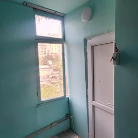 In Baku 42.0 m² apartment is for sale - Image 3