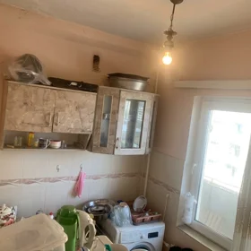 In Baku 65.0 m² apartment is for sale - Image 8