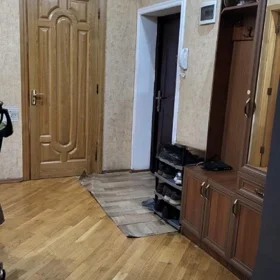 In Baku 105.0 m² apartment is for rent - Image 2