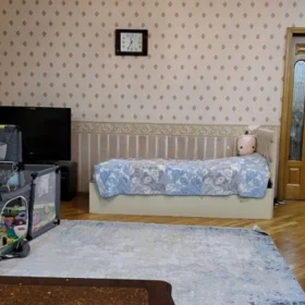 In Baku 105.0 m² apartment is for rent - Image 3