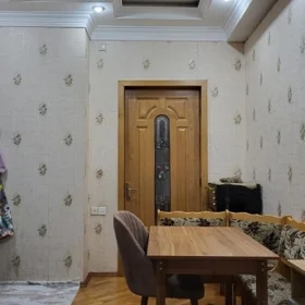 In Baku 105.0 m² apartment is for rent - Image 4