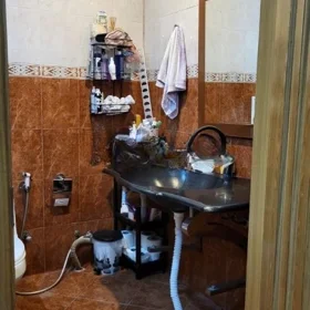 In Baku 105.0 m² apartment is for rent - Image 10