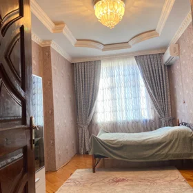 In Baku 100.0 m² apartment is for sale - Image 7