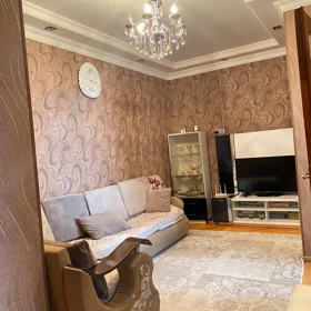 In Baku 100.0 m² apartment is for sale - Image 8