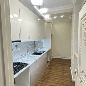 In Baku 100.0 m² apartment is for sale - Image 10
