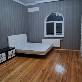 In Binəqədi rayonu 300.0 m² house with 9.0 rooms is for rent - Image 4