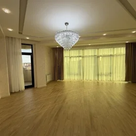In Baku 130.0 m² apartment is for sale - Image 6